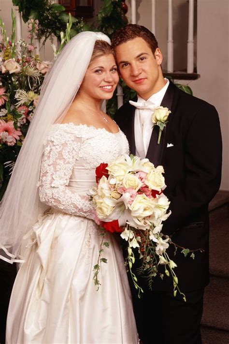 Best TV Couples Of All Time - Iconic TV Couples and Love Stories