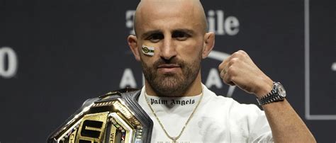 UFC 298: Volkanovski vs. Topuria Latest Odds, Bets, & Guide