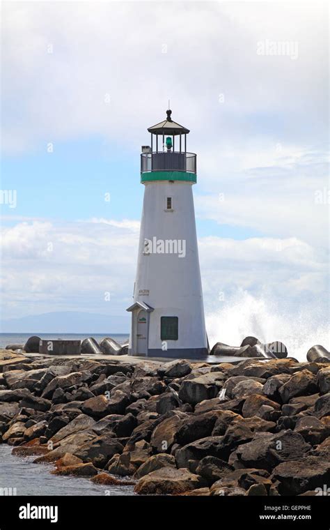 geography / travel, USA, California, Santa Cruz, Breakwater (Walton ...