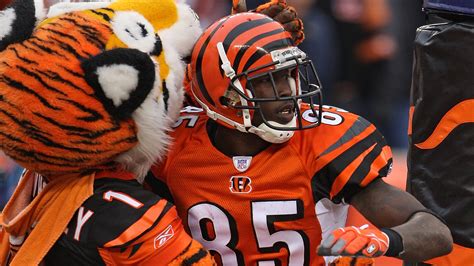 Cincinnati Bengals WR legend Chad Johnson gives $1,000 tip in Cincinnati