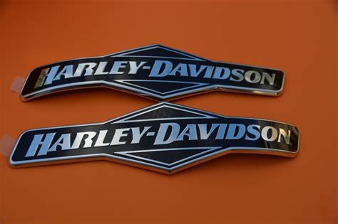 Genuine Harley Davidson Fuel Gas Tank Emblems Emblem Badges Right & Left • $104.95