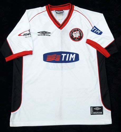 Athletico Paranaense 2001 Kits