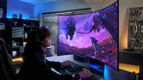 Gorgeous Samsung Curved Gaming Monitors Are Up To $500 Off With These ...