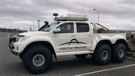 Arctic trucks – ICELAND FOR DUMMIES