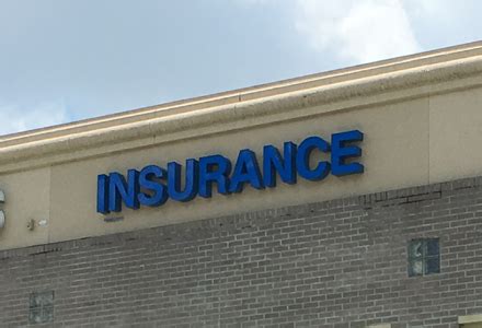 Insurance Background v3 - localinsuranceagent.com