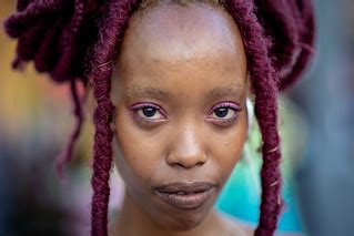 Purple Braids Girl | At Santa Monica Promenade a girl sellin… | Flickr