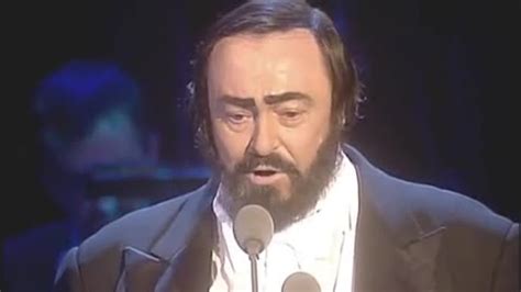 Luciano pavarotti sings ave maria - knowcoke