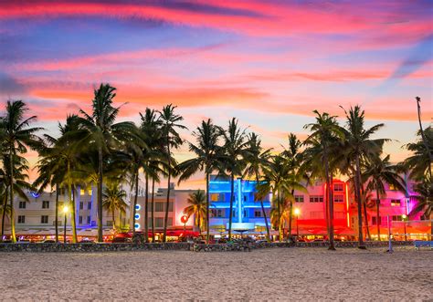 What is South Beach's Famed Retro 'Art Deco' Architecture? - Miami ...