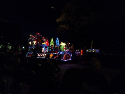 Family Fun at the Fort Worth Parade of Lights - test