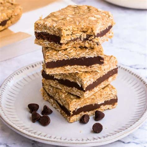 No Bake Chocolate Filled Oat Bars - Healthy Fitness Meals