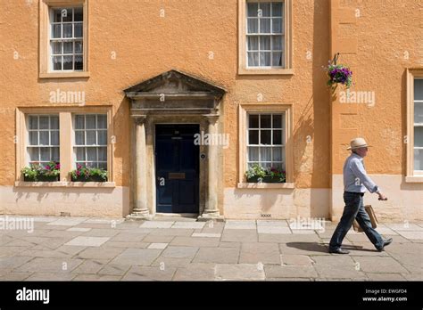 Parkside High Street Corsham Stock Photo - Alamy