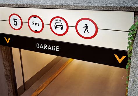 BSN Garage / signage design on Behance | Parking lot signage, Parking ...