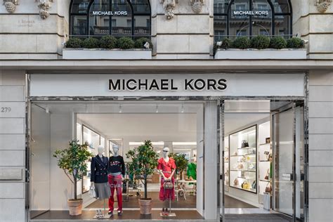 9 Enigmatic Facts About Michael Kors Outlet - Facts.net