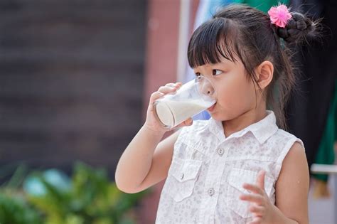 Susu UHT, Pasteurisasi atau Bubuk, Mana yang Lebih Baik untuk Balita ...