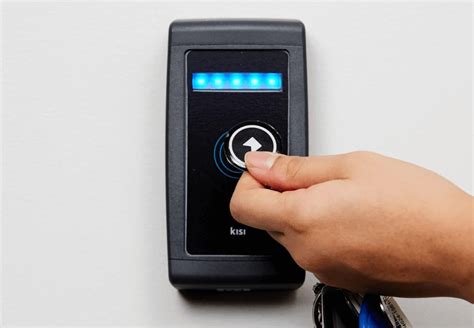 A Guide to Commercial Keyless Entry Systems