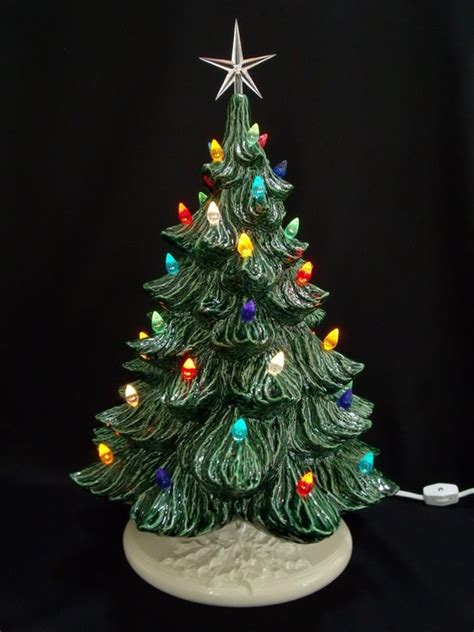 Ceramic Christmas tree – charming decorations with a vintage flair