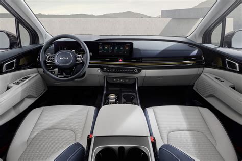 2025 Kia Carnival interior previewed ahead of global launch