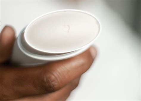 7 Best Deodorant That Doesn’t Stain Clothes For Men In 2025 | FashionBeans