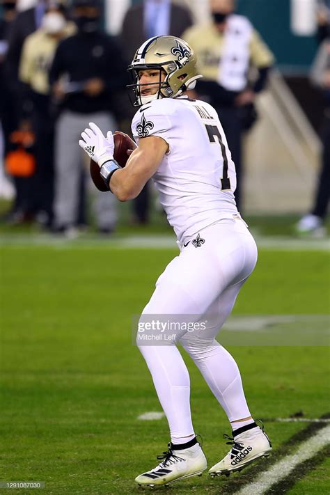 Quarterback taysom hill of the new orleans saints looks to pass – Artofit