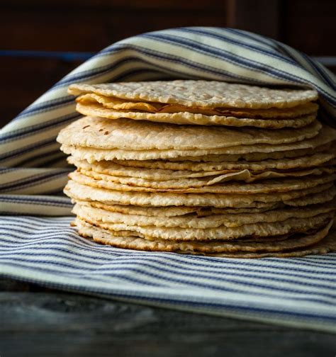 Homemade Corn Tortillas with three ingredients! Corn masa, water, salt | Corn tortilla recipes ...