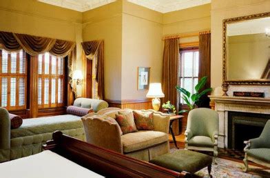 Book a room at Wentworth Mansion