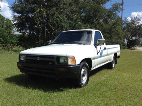 TOYOTA 1 TON PICKUP TRUCK - Classic Toyota Pickup 1992 for sale