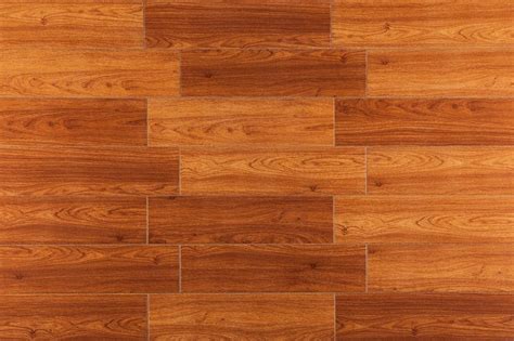 Red Oak Look Porcelain Tile