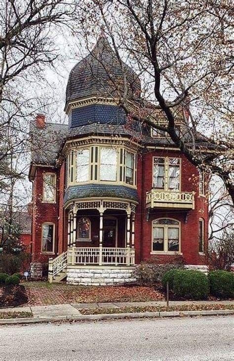 1800s - The St. Charles Historic District is a national historic ...