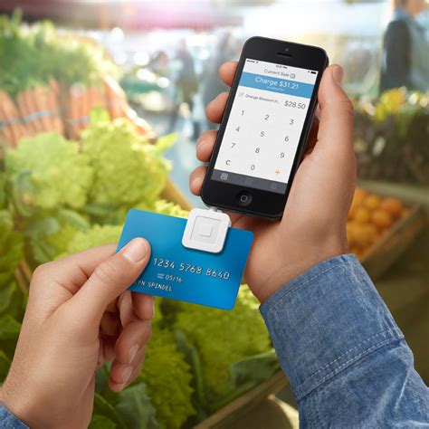 square launches thinner credit card payment reader