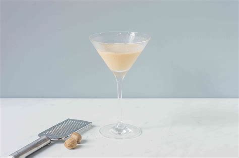 Brandy Alexander Cocktail Recipe