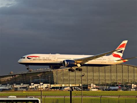 British Airways Boeing 787-9 Dreamliner © Graham Hogg :: Geograph ...