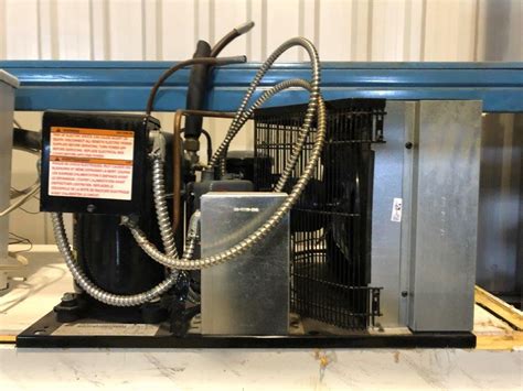 General 6ftx10ft Walk-in cooler w/compressor & cooling unit