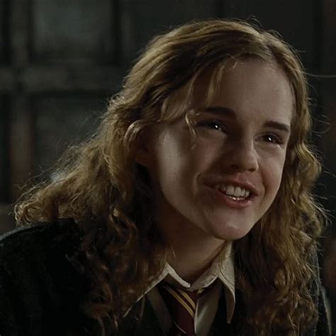 hermione granger icons | Fotos de perfil, Trajes de emo, Foto