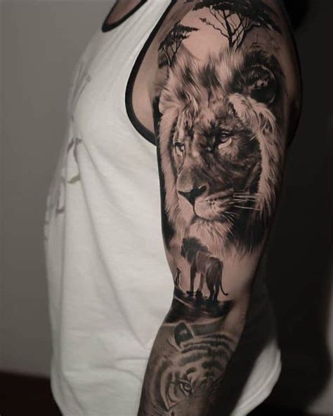 Lion Tattoos On Shoulder