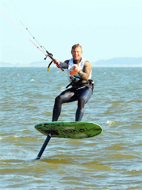 Hydrofoil course - Surf'n'Fly.com