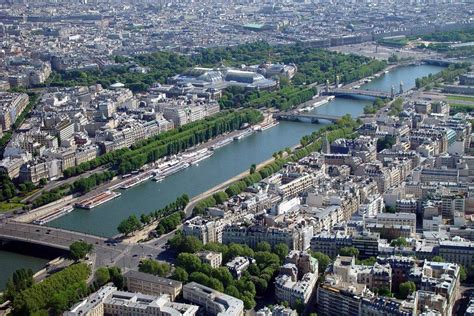 Paris set to build THREE garden bridges over the River Seine | London ...