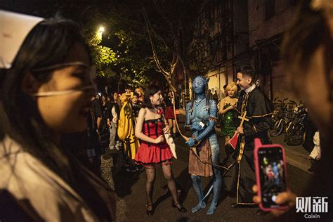 Gallery: Shanghai Halloween Party Back From the Dead - Caixin Global