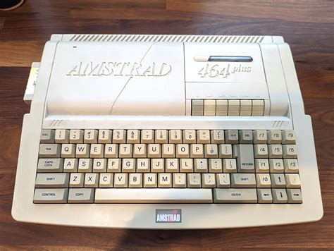 This is my original Amstrad 464 Plus. A good update of the original CPC 464. Hardware sprites ...