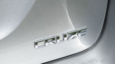 Chevrolet Cruze SW | Auto Express