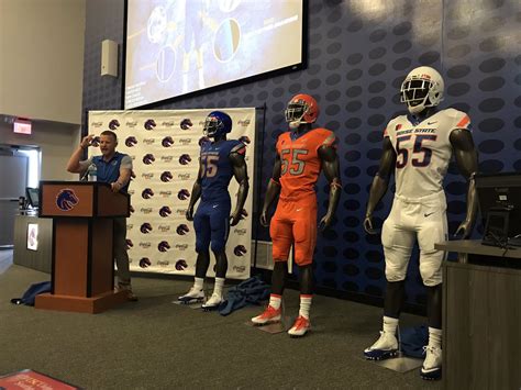 Boise State reveals new football uniforms | ktvb.com