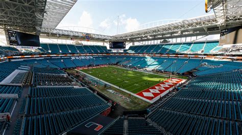 Miami Roasted For 5-Star Recruiting Graphic Showing Half-Empty Stadium