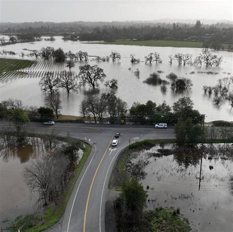 California Suffers Damage After Multiple Storms - The New York Times