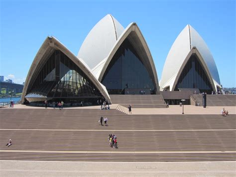 Sydney - City and Suburbs: Sydney Opera House, steps