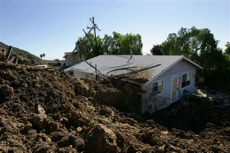 Slideshow: La Conchita residents commemorate 10th anniversary of deadly ...