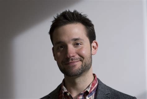 Alexis Ohanian Reveals How He Built Reddit Without a Computer Degree ...