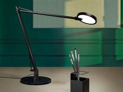 Lampada da scrivania a LED orientabile LOOLA By Manade Task Lamps ...