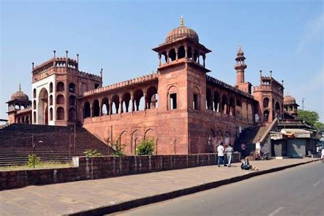 Moti Masjid in Bhopal | Sagar - What to Expect | Timings | Tips - Trip ...