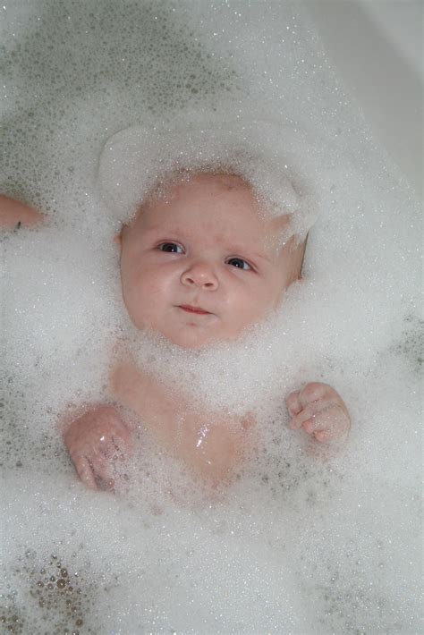 Bathing Tyler | Tyler having a bubble bath. Cutest Baby EVER… | Jason O'Halloran | Flickr