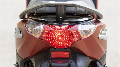 Ampere Primus Tail Light Image - BikeWale