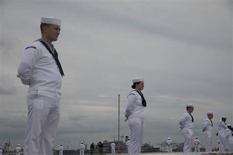 DVIDS - Images - USS Mesa Verde Departs Norfolk for Scheduled Deployment [Image 1 of 4]